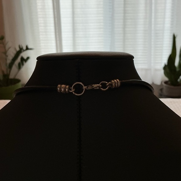 Paisley Vintage Pendant Necklace - Picture 4 of 4